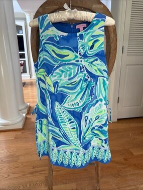 Lilly Pulitzer Skort Dress with Side Slits Like New